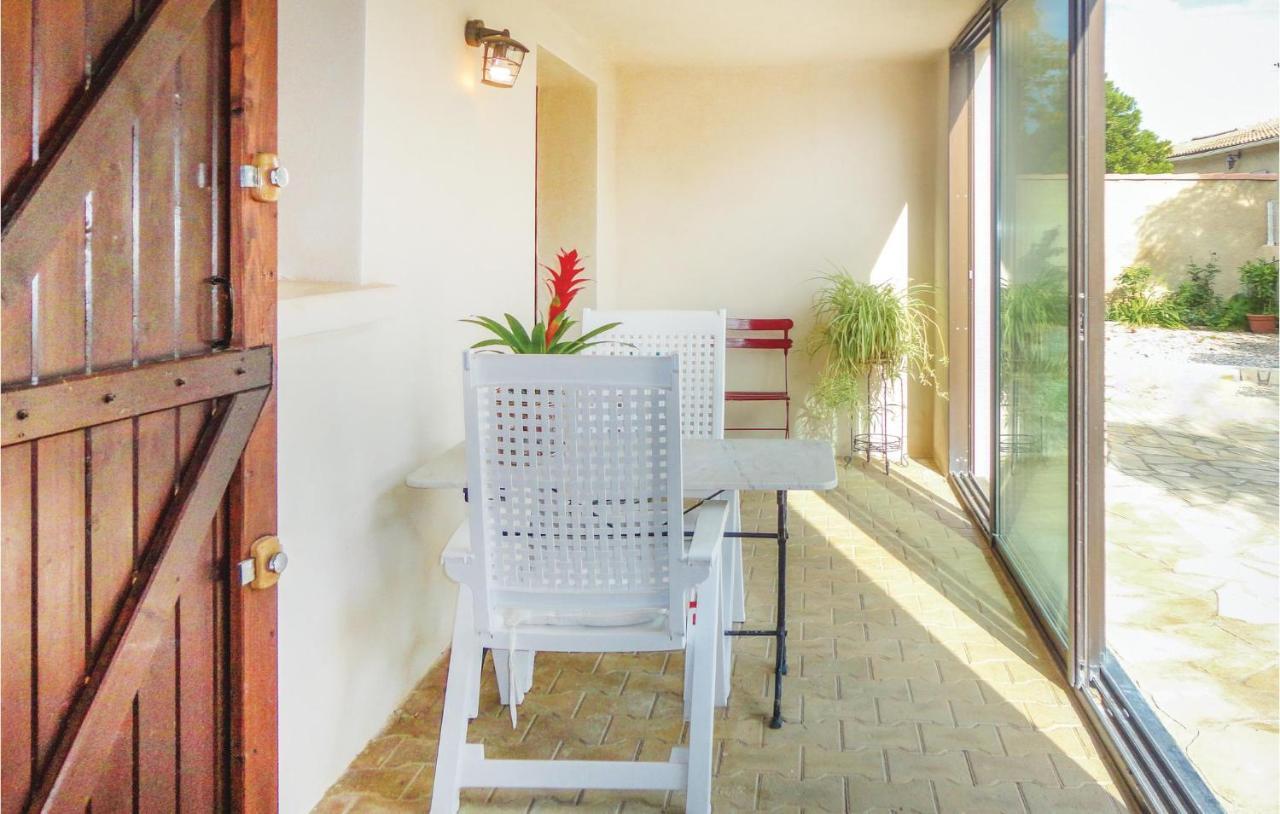 Stunning Apartment In Pignan With Kitchen エクステリア 写真