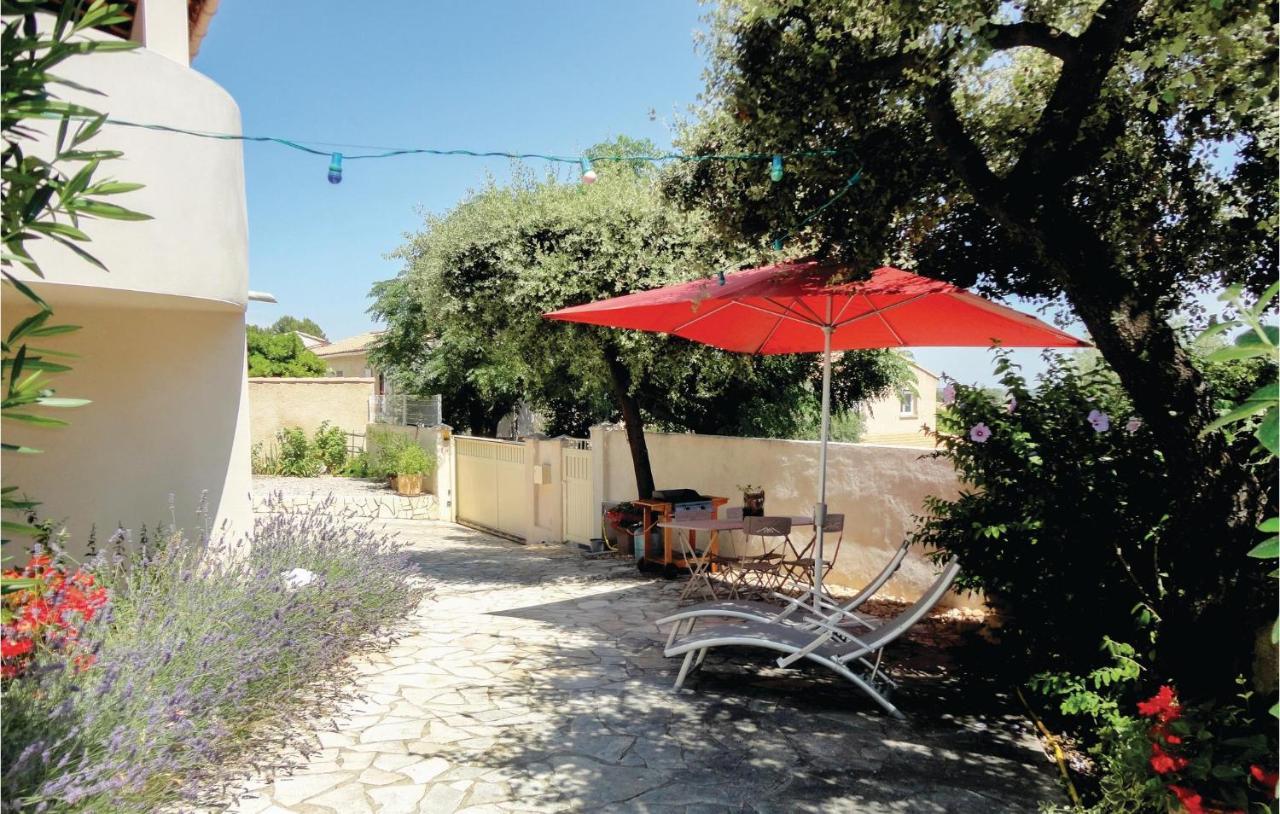 Stunning Apartment In Pignan With Kitchen エクステリア 写真