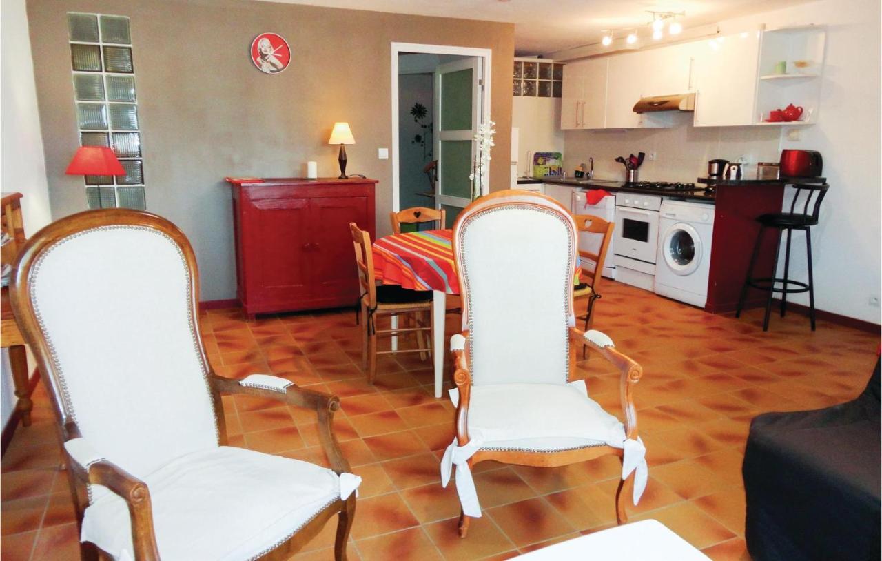 Stunning Apartment In Pignan With Kitchen エクステリア 写真