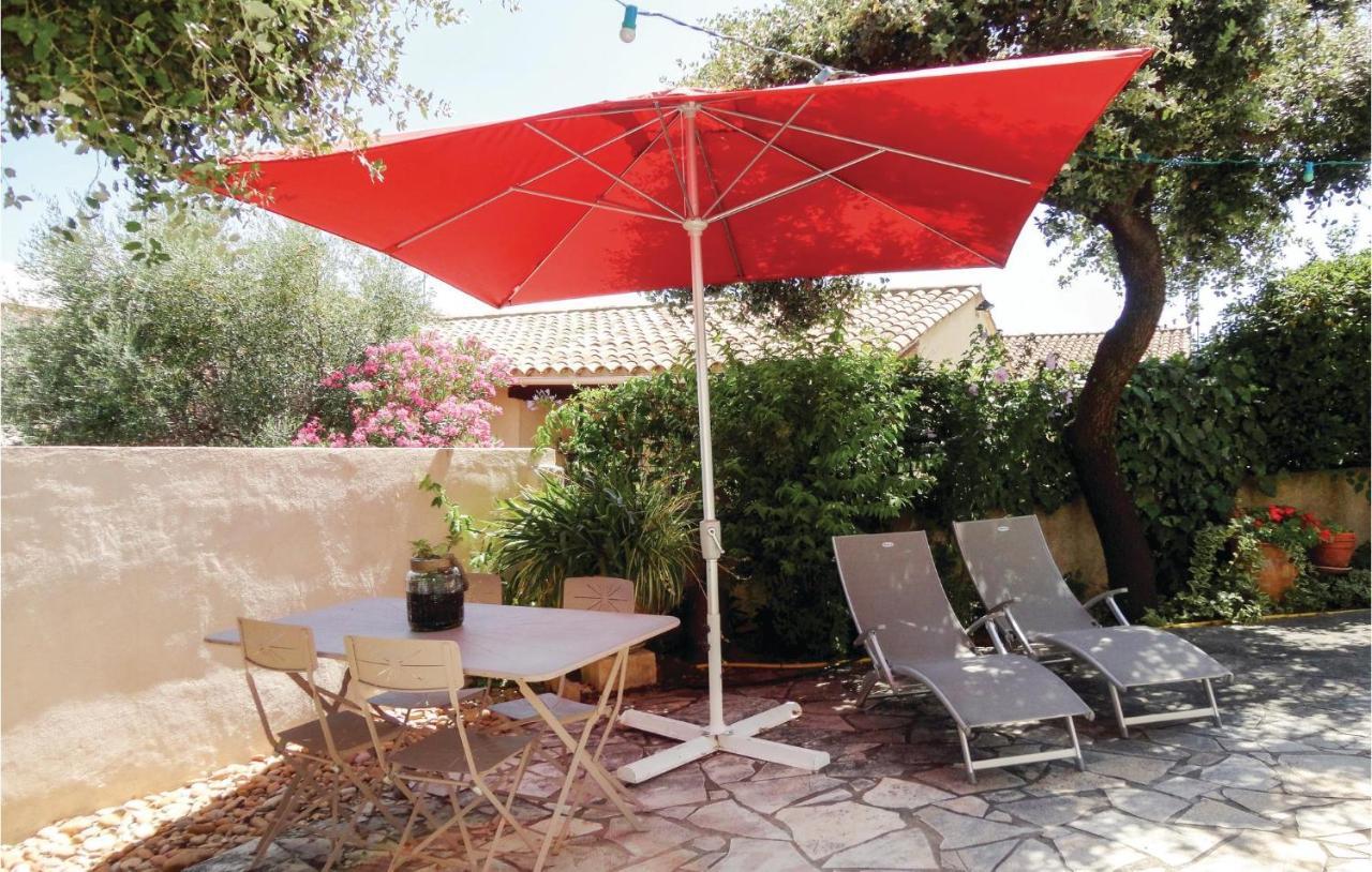 Stunning Apartment In Pignan With Kitchen エクステリア 写真